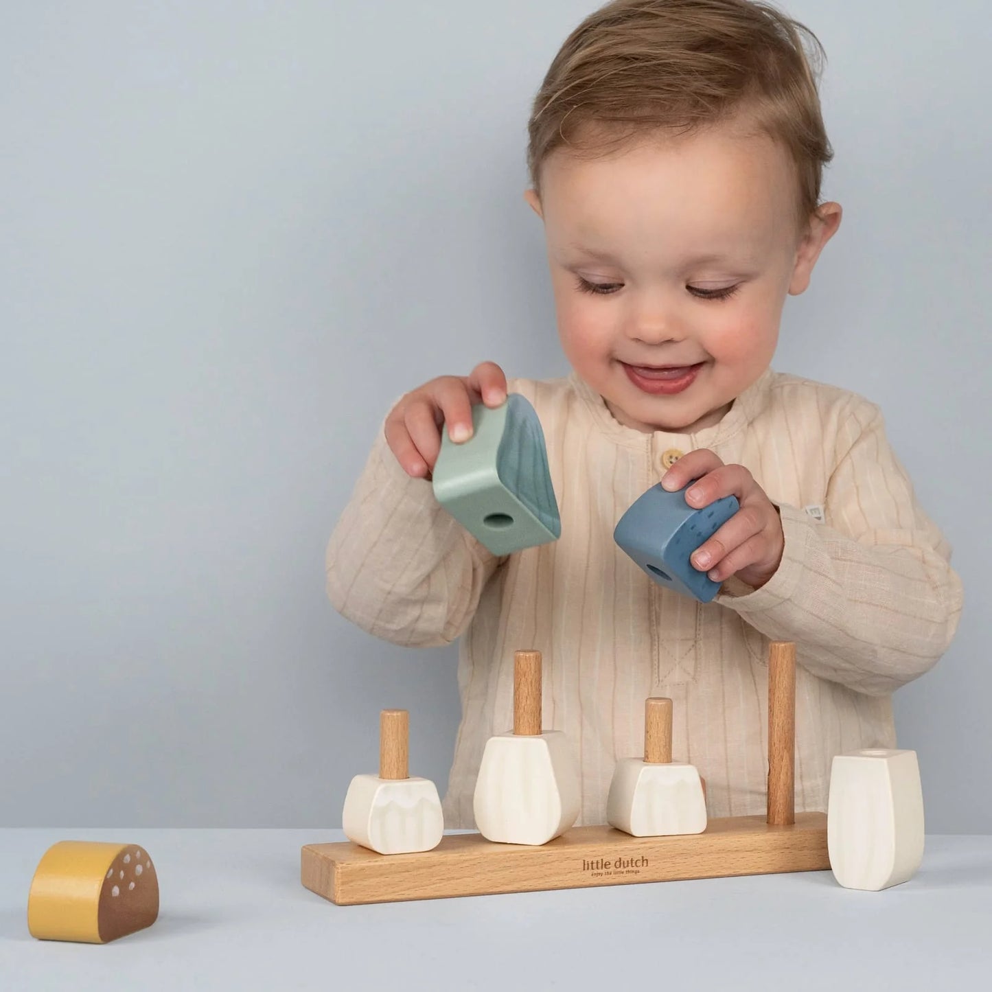 Stacking wooden mushrooms by Little Dutch